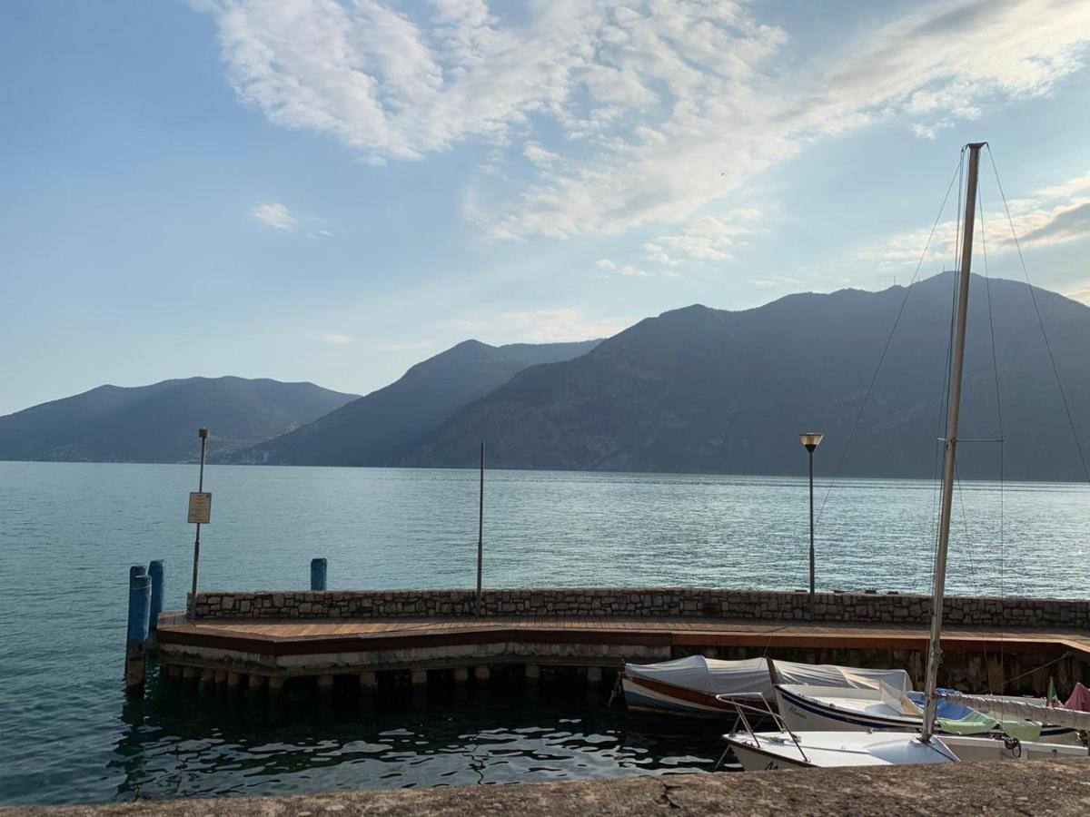 Al Porticciolo - Casa Vacanze Marone Zewnętrze zdjęcie