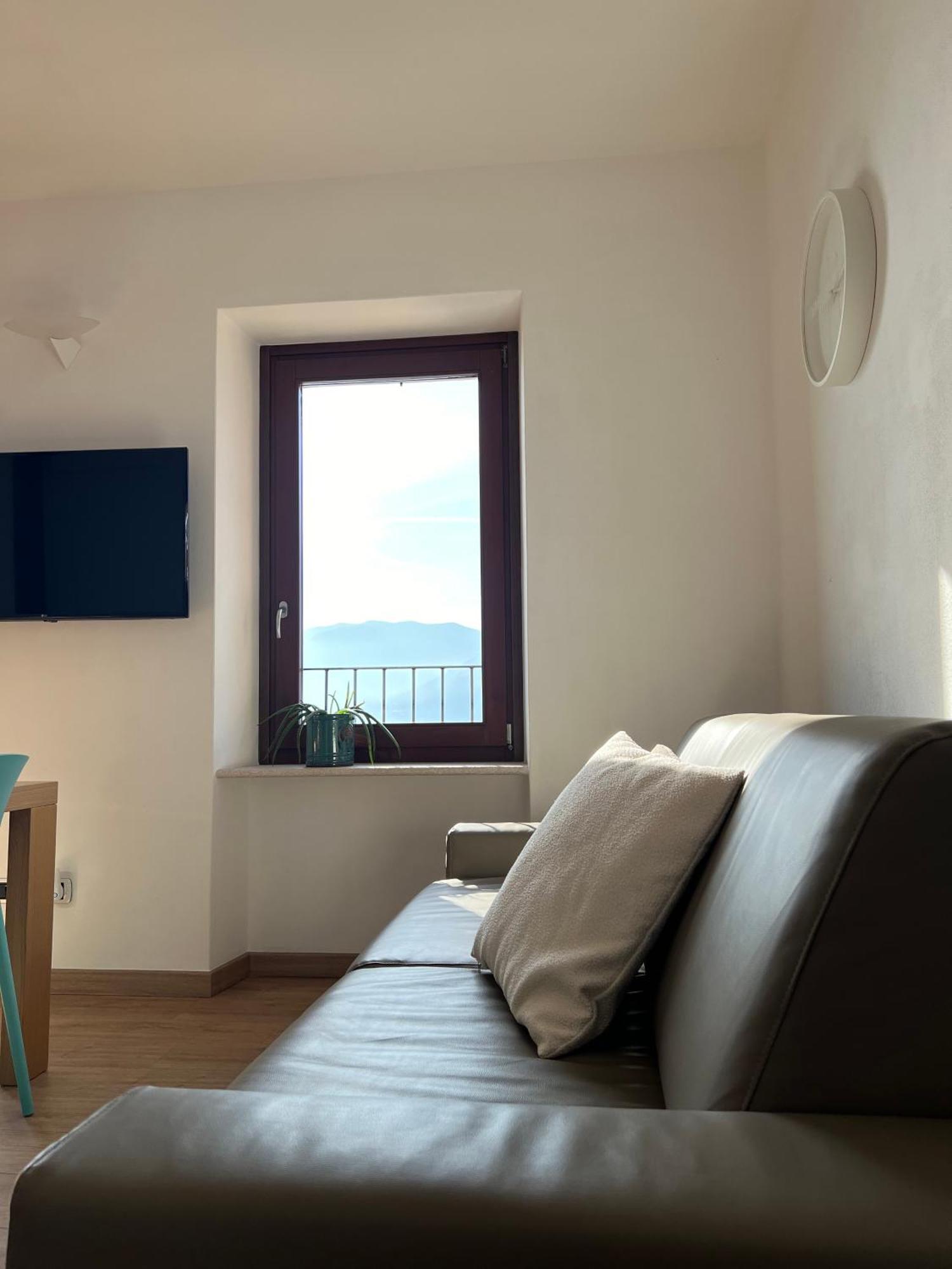 Al Porticciolo - Casa Vacanze Marone Zewnętrze zdjęcie